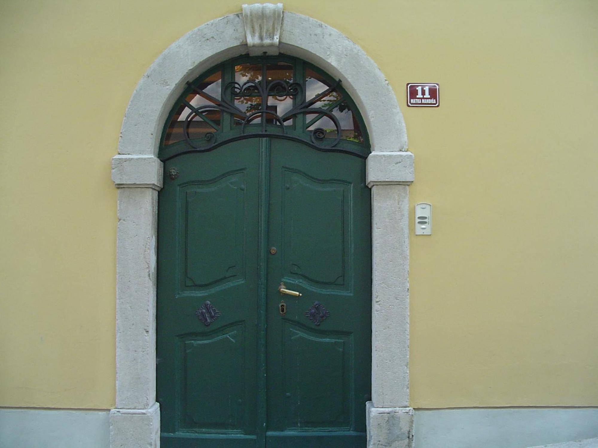 Apartments Villa Kastav In Old Town Center With Sea View And Parking Dış mekan fotoğraf