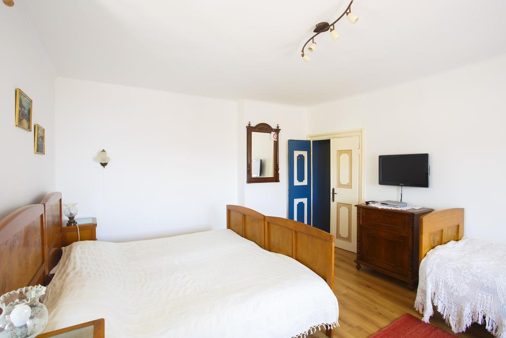 Apartments Villa Kastav In Old Town Center With Sea View And Parking Oda fotoğraf