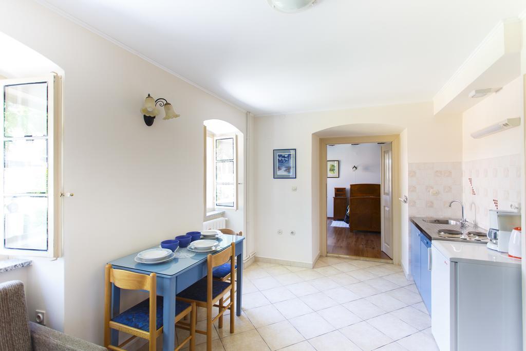 Apartments Villa Kastav In Old Town Center With Sea View And Parking Oda fotoğraf